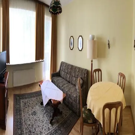 Appartementhaus Alpina 2* Бад Хофгаштайн